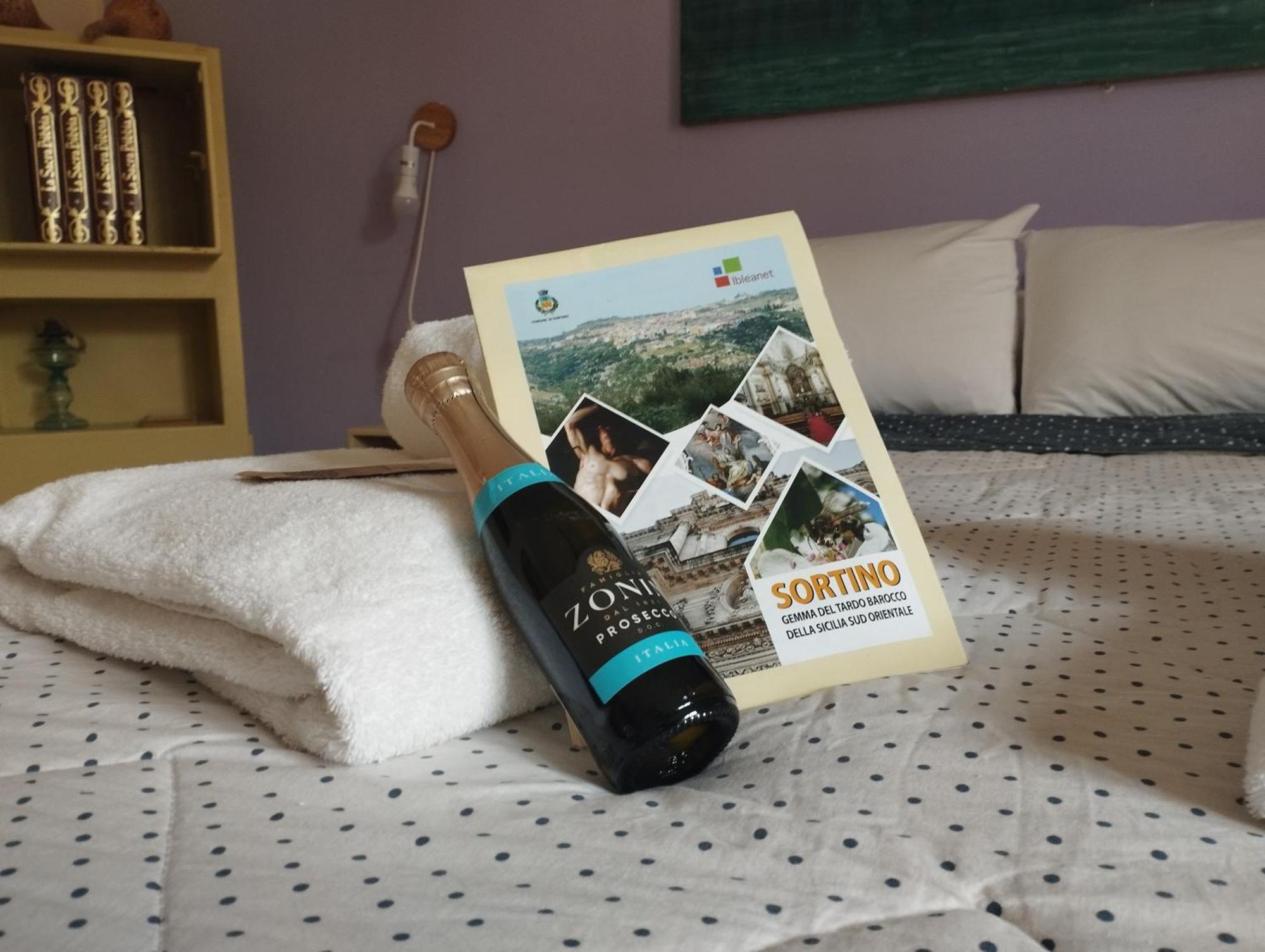 Ferula Loft Bed & Breakfast Sortino Ngoại thất bức ảnh